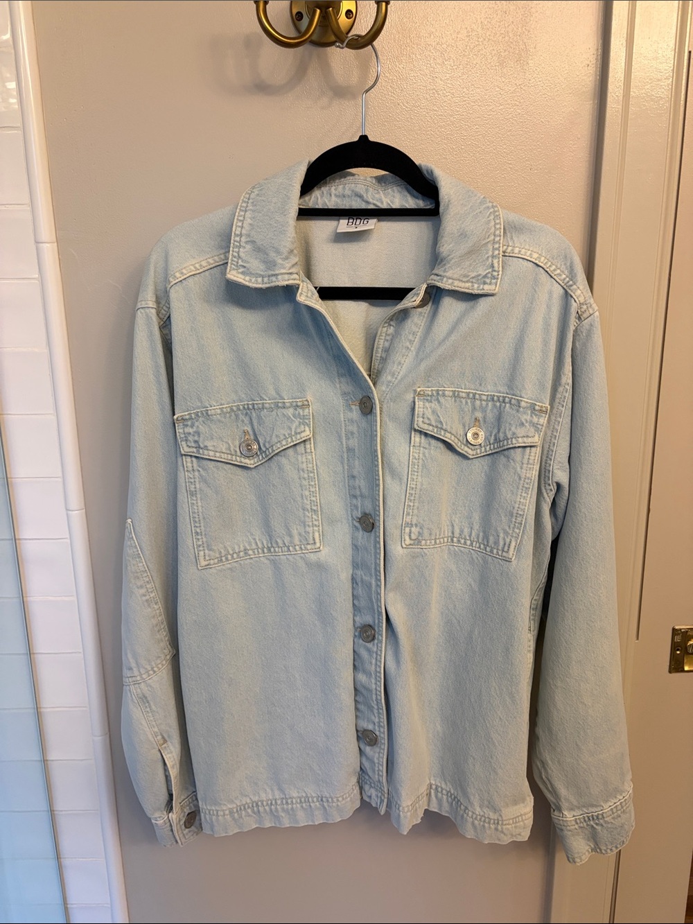 BDG Denim Jacket in Blue Size Small Like New